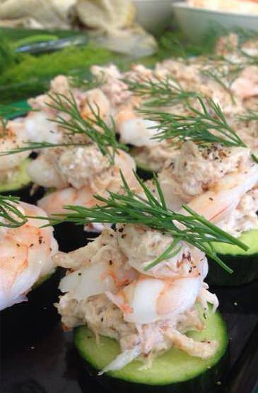 prawn canapes